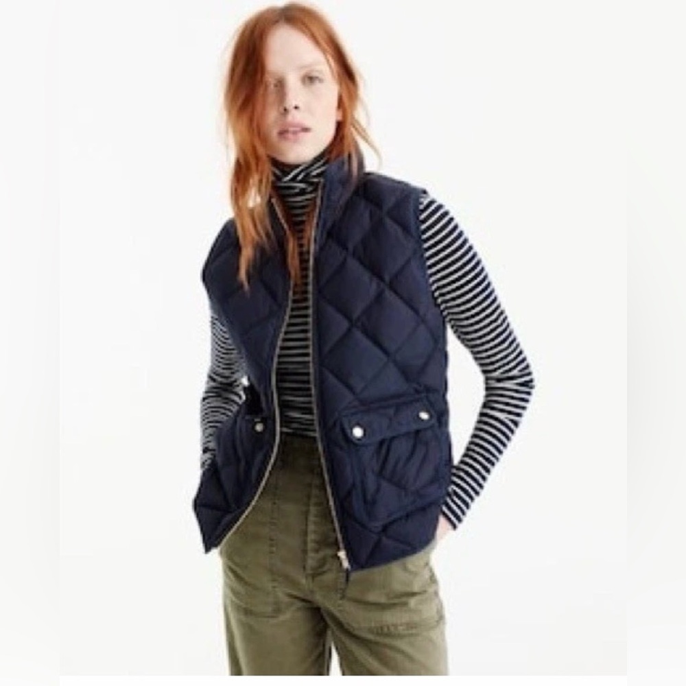 J.Crew Excursion quilted down vest Navy blue gold hardware XS EUC